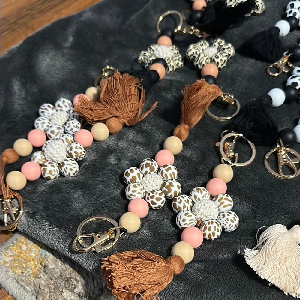 Colorful Tassel Keychain: Brown & Pink